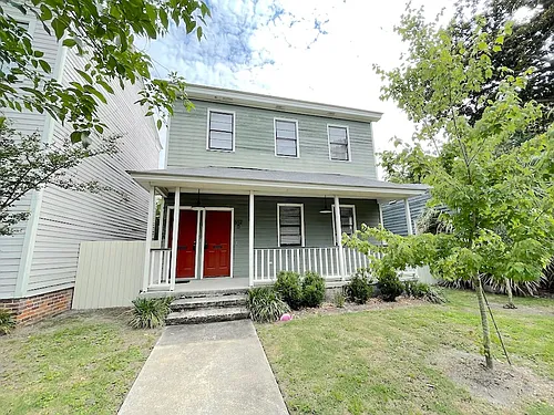 612 E Henry St Photo 1