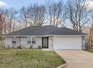 3535 S Millbrook Ave, Springfield, MO 65807