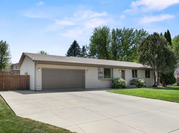 701 E Forest St, Belle Plaine, MN 56011