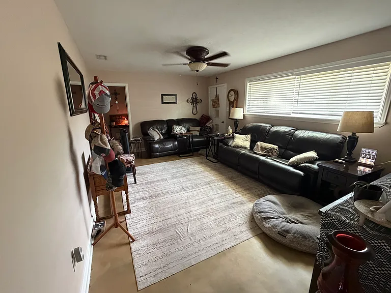 813 W Avalon Ave — Photo 10