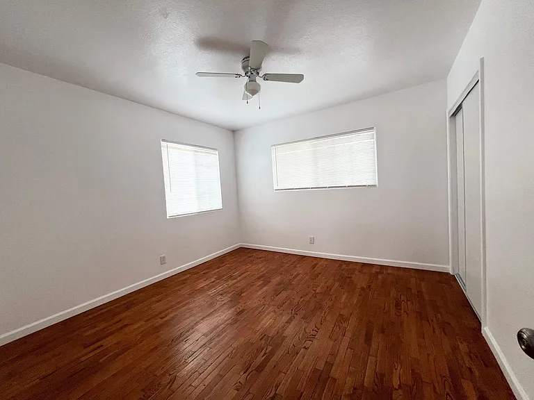 146 Montana Ave — Photo 12