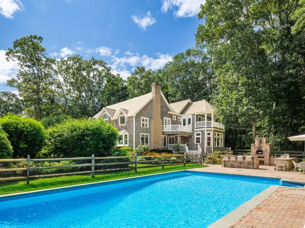 652 Noyac Path, Water Mill, NY 11976