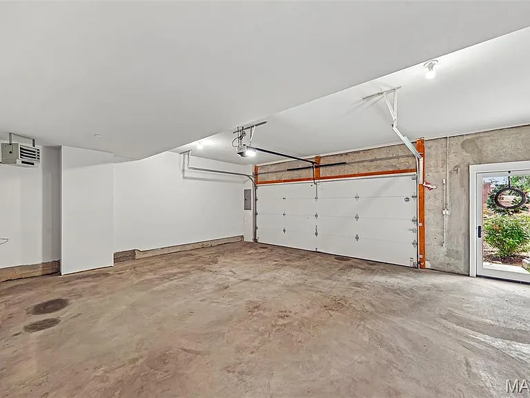 1181 Noa Ln #33 — Photo 34