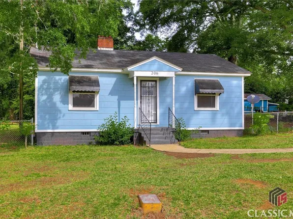 206 S Pecan Street, Washington, GA 30673