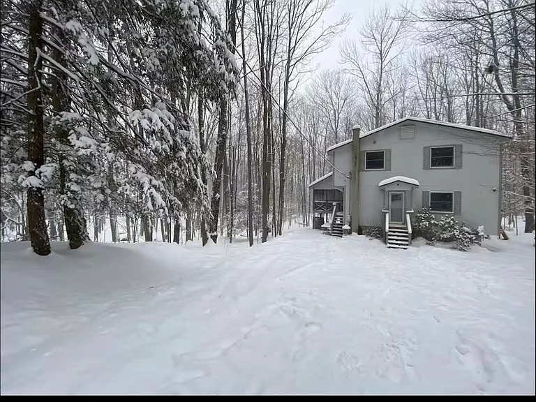 3550 Dogwood Ct — Photo 4