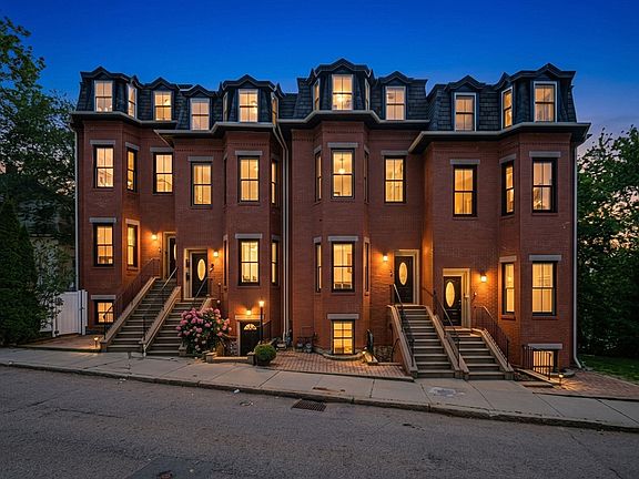 3rd image of 134 Marcella St #1