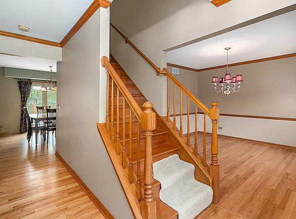 4th image of 625 Cleavland Dr