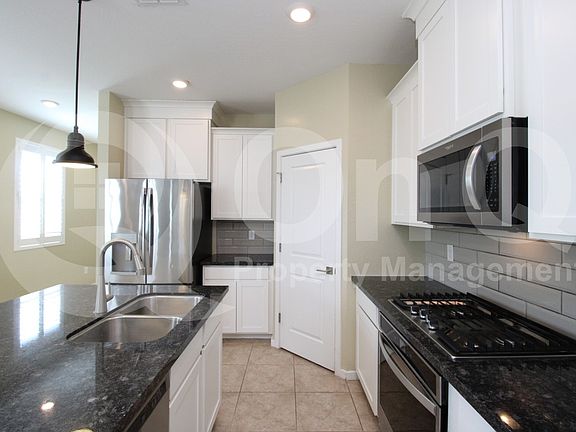 5th image of 13259 N 143rd Dr
