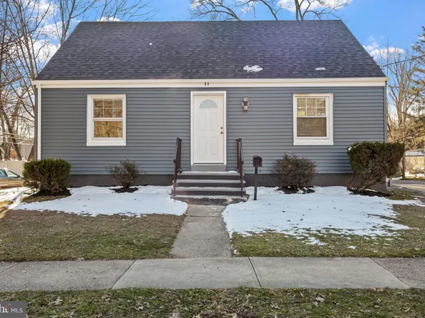 11 W Upper Ferry Rd, Ewing, NJ 08628