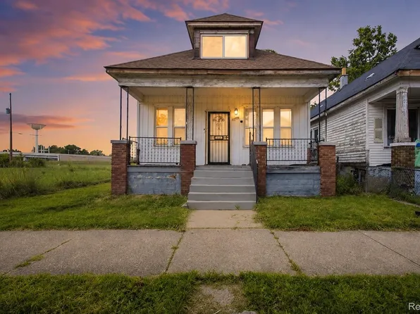 2003 S Dearing St, Hamtramck, MI 48212