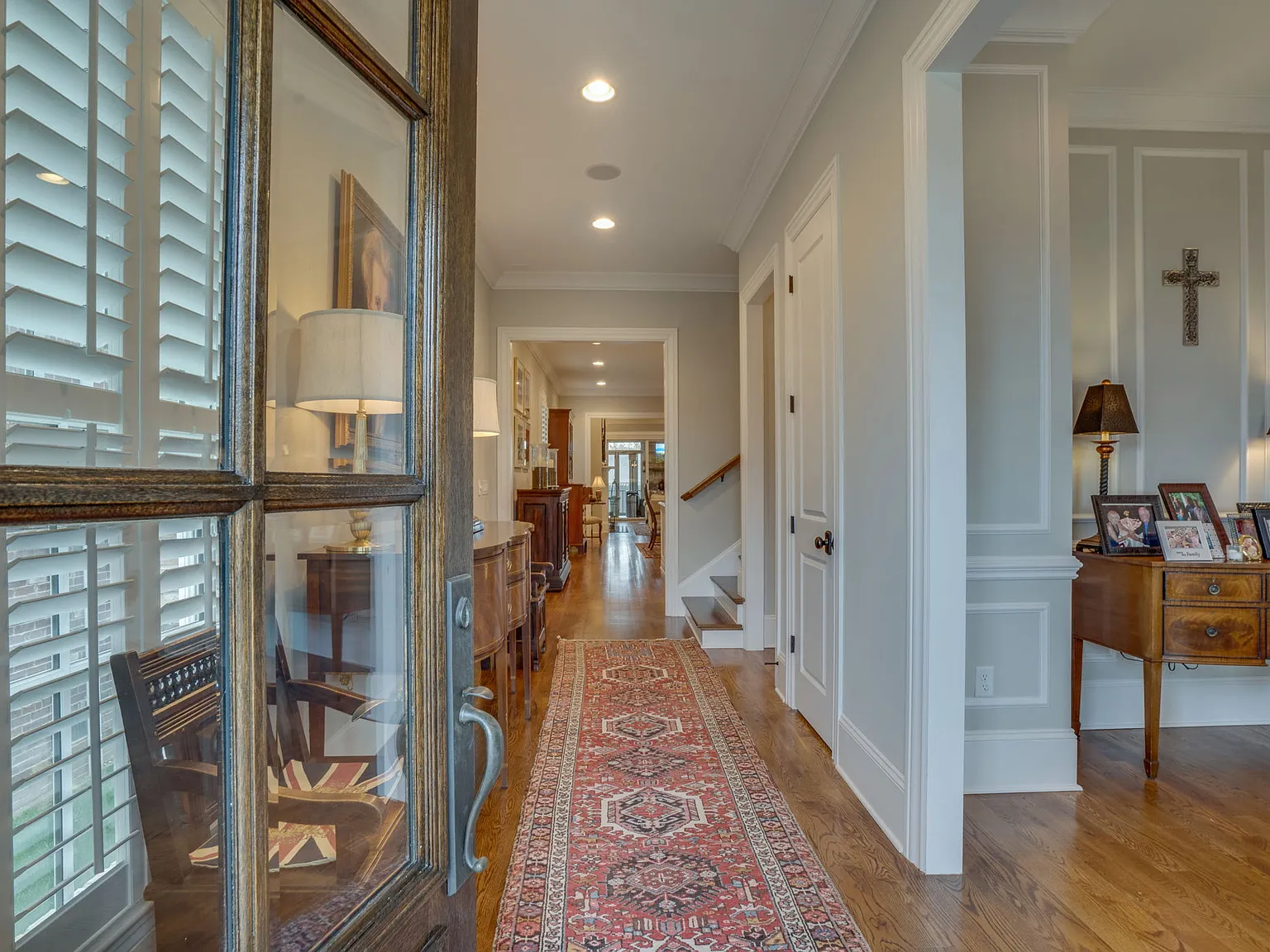 2424A Abbott Martin Rd — Photo 2