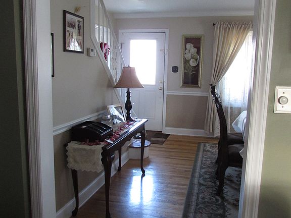 Kitchen/Dining Room Entrance