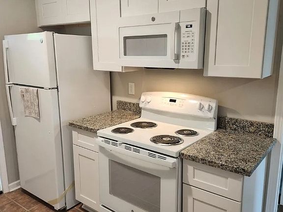 4th image of 1523 Grant Dr