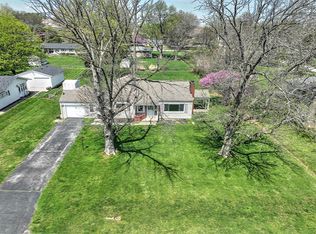 134 W Karen Dr, Decatur, IL 62526