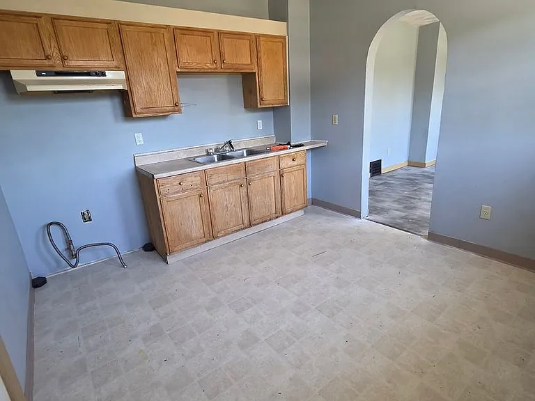 2120 Parade St #B — Photo 5