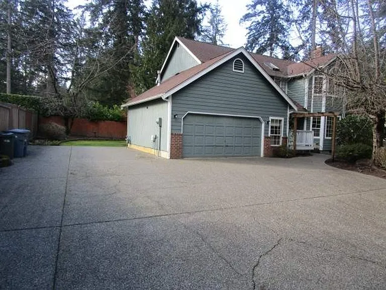 3508 70th Ave NW — Photo 2