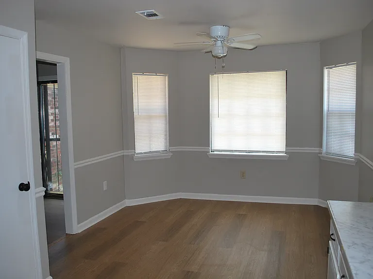 2643 Corning St — Photo 13