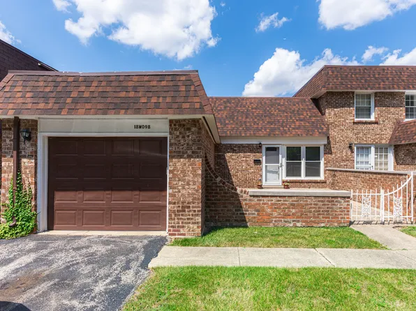 18W098 16th St, Villa Park, IL 60181