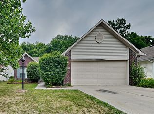 18974 Prairie Crossing Dr, Noblesville, IN