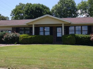 801 Smith Rd, Mount Vernon, IN 47620