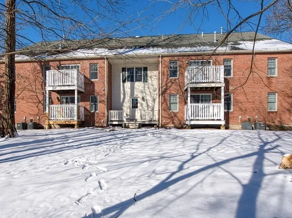 41 Water St APT 2D, Weymouth, MA 02189