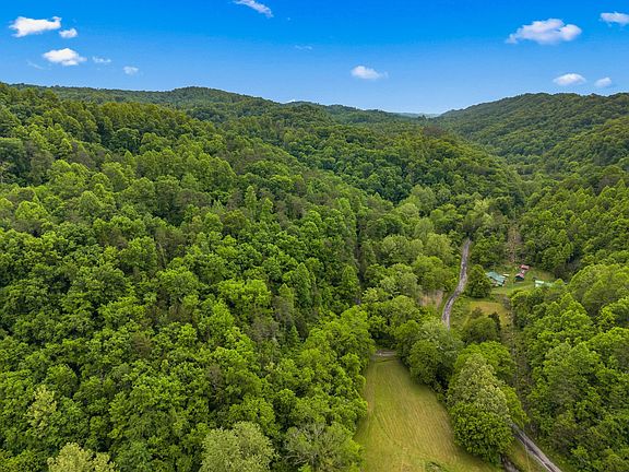 5th image of 572 Byrd Creek Rd