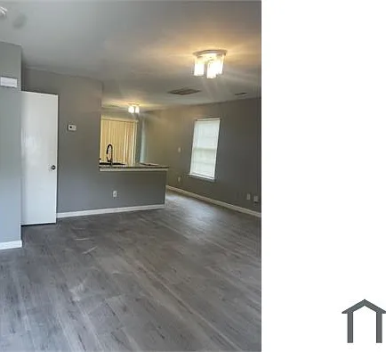 12150 Stewarts Crossing Dr — Photo 2