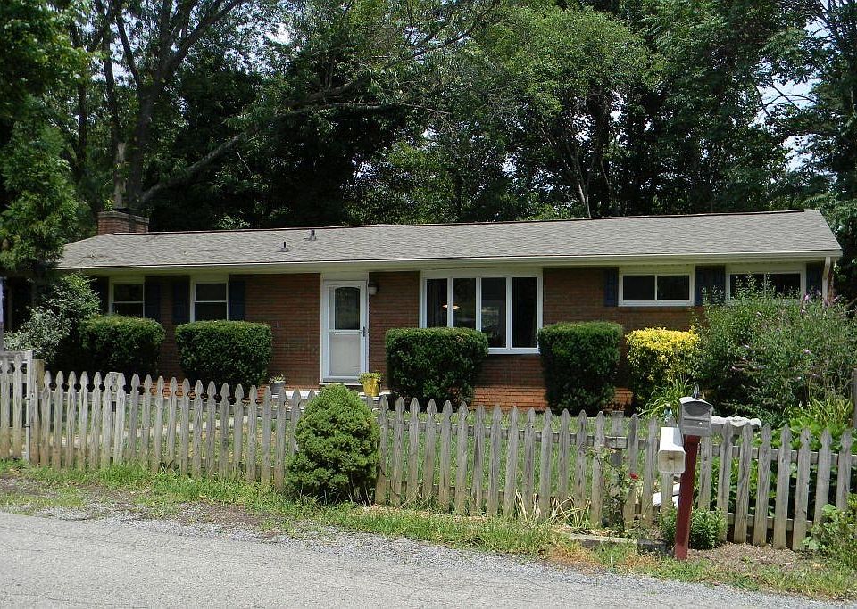 4403 Belford