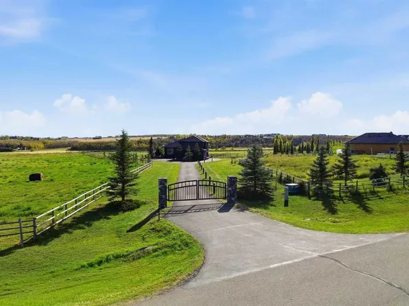 56097 NE Ridgeview Dr E, Foothills County, AB T1S 5A9