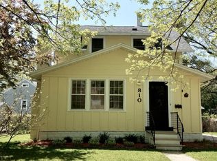 810 9th St SW, Rochester, MN 55902