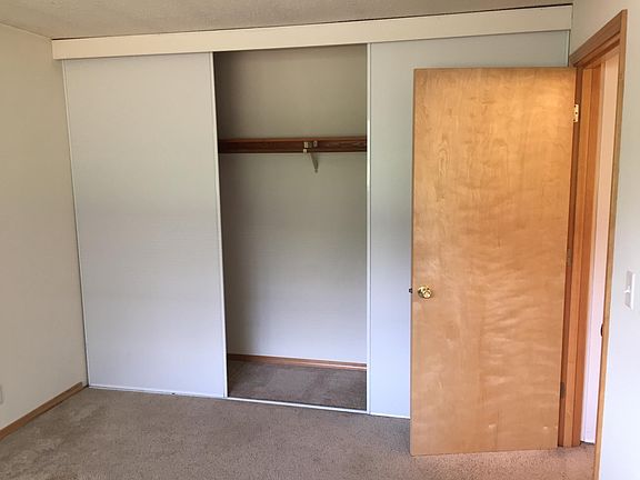 5th image of 9904 NE 119th Ct APT A