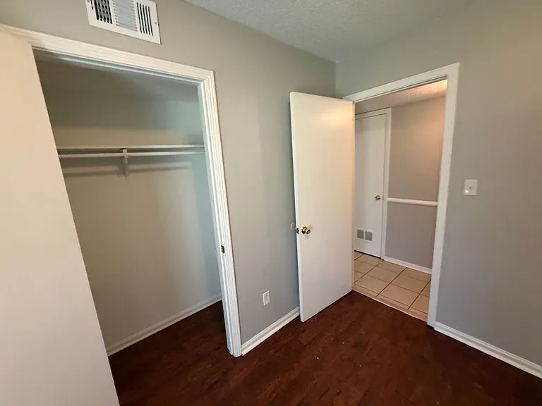5071 Gray Dr — Photo 34