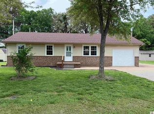 303 Union Cir, Mayfield, KY 42066