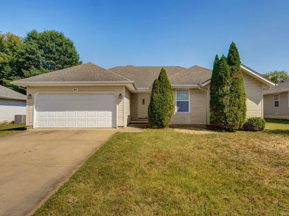1630 S Burks Avenue, Springfield, MO 65807