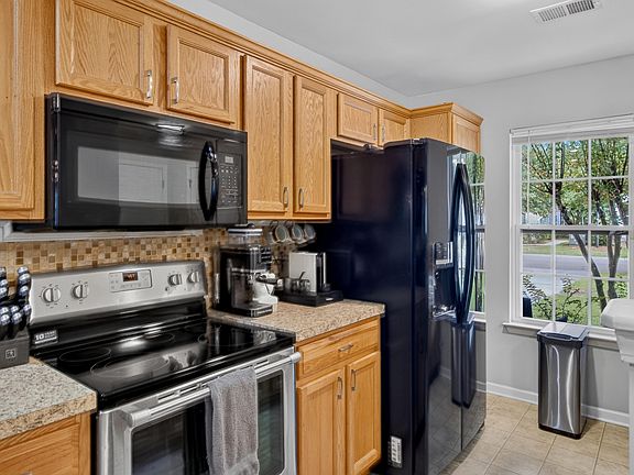 5th image of 1105 Poplar Grove Pl