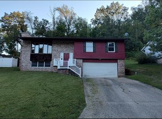 209 Pine Cir, Dunbar, WV 25064