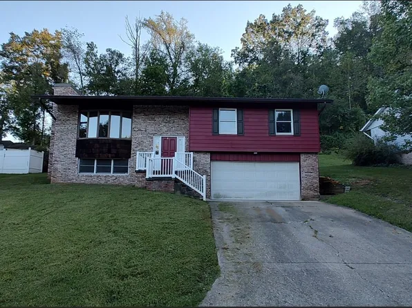 209 Pine Cir, Dunbar, WV 25064