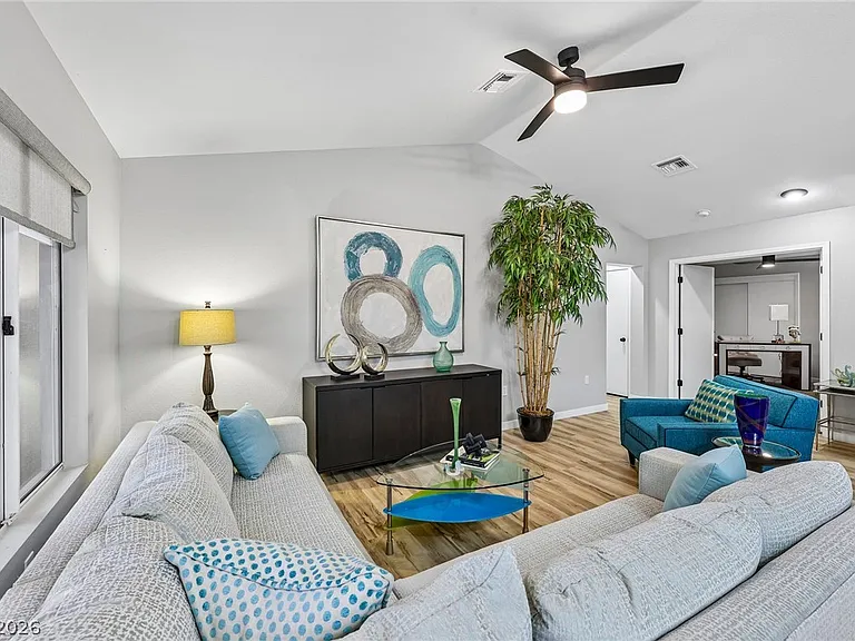 8701 Prairie Hill Dr — Photo 6
