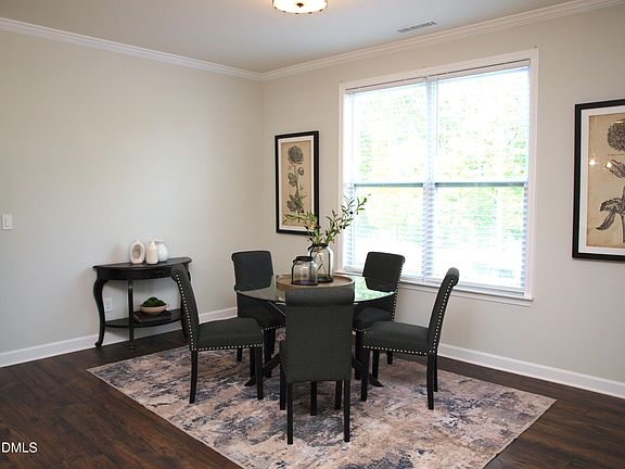 3rd image of 717 Carraway Garden Dr