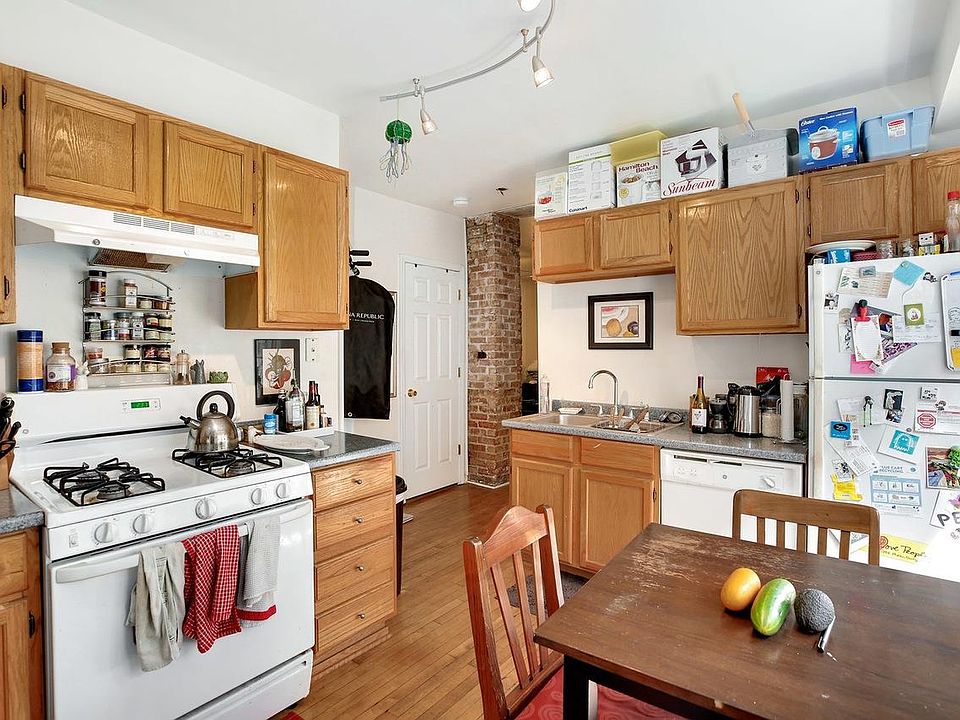 1st image of 1624 S Fairfield Ave APT 1F