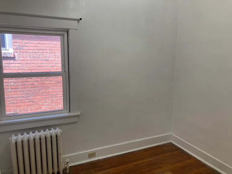 2334 Eldridge St — Photo 12