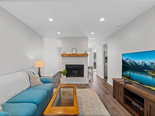 7750 Roswell Rd Unit 9E, Sandy Springs, GA 30350