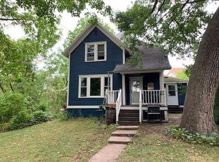311 N Washington St, Waupaca, WI 54981