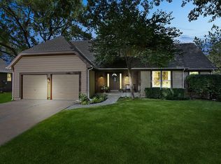 9508 W 104th St, Overland Park, KS 66212