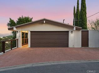 5160 Medina Rd, Woodland Hills, CA 91364