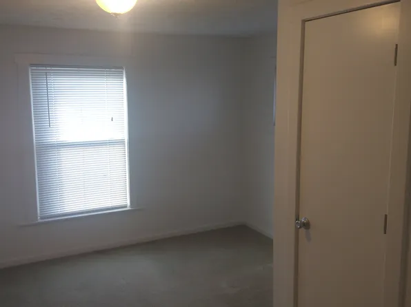 512 W Lapeer St, Lansing, MI 48933