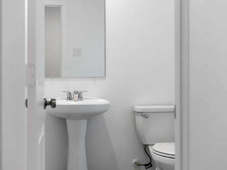 2074 Solstice Landing Dr — Photo 6