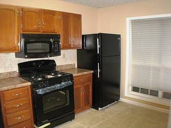 4th image of 1705 Riverview Dr SE