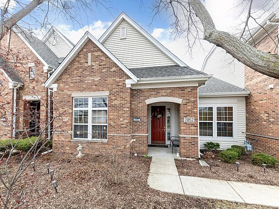 3rd image of 2852 Normandy Cir