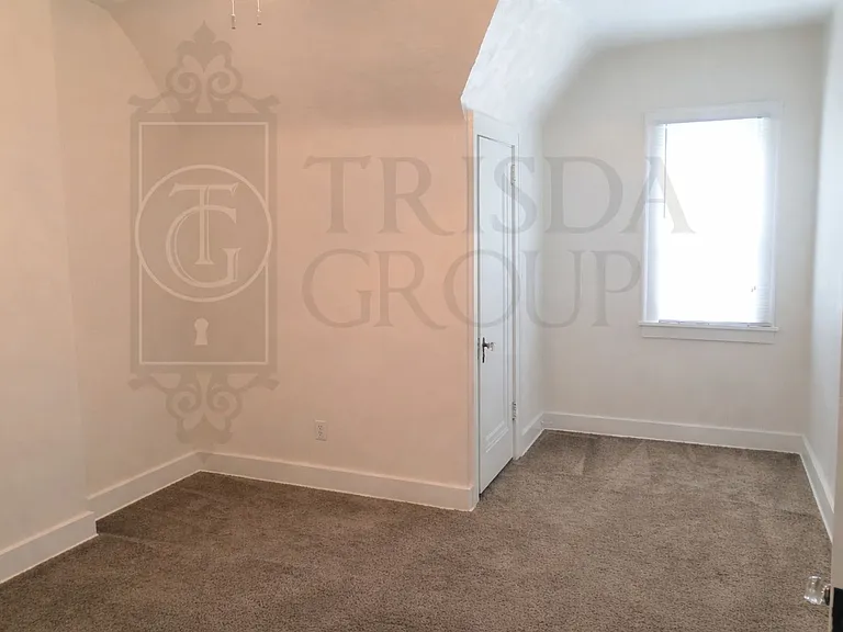 2948-2950 Mattern Ave — Photo 27
